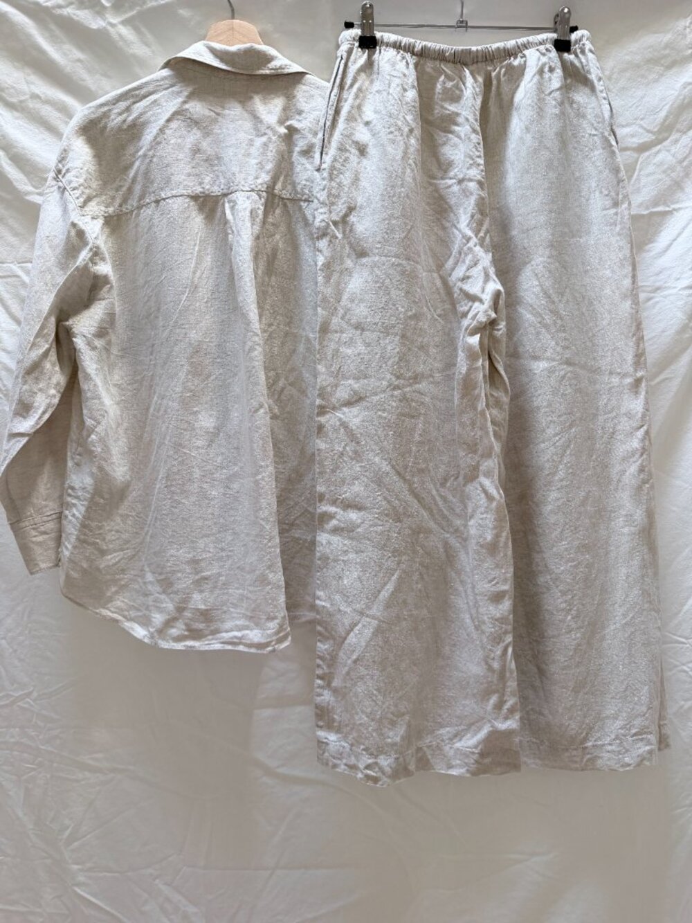 Linen Set - Picture 5 of 8